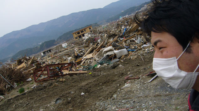 Photo of Yohei Chiba in Tohoku after earthquake