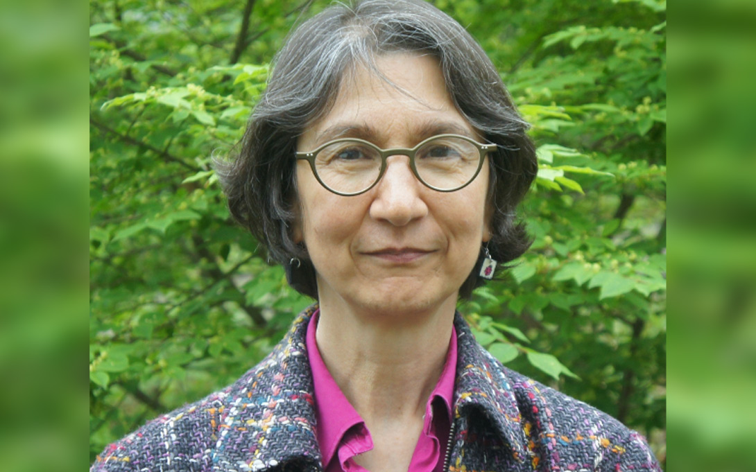 Headshot of Dr. Gloria Helfand