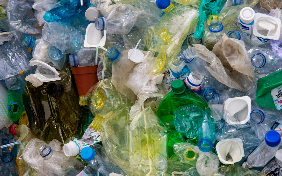 Photo of a mass of abandoned plastic containers