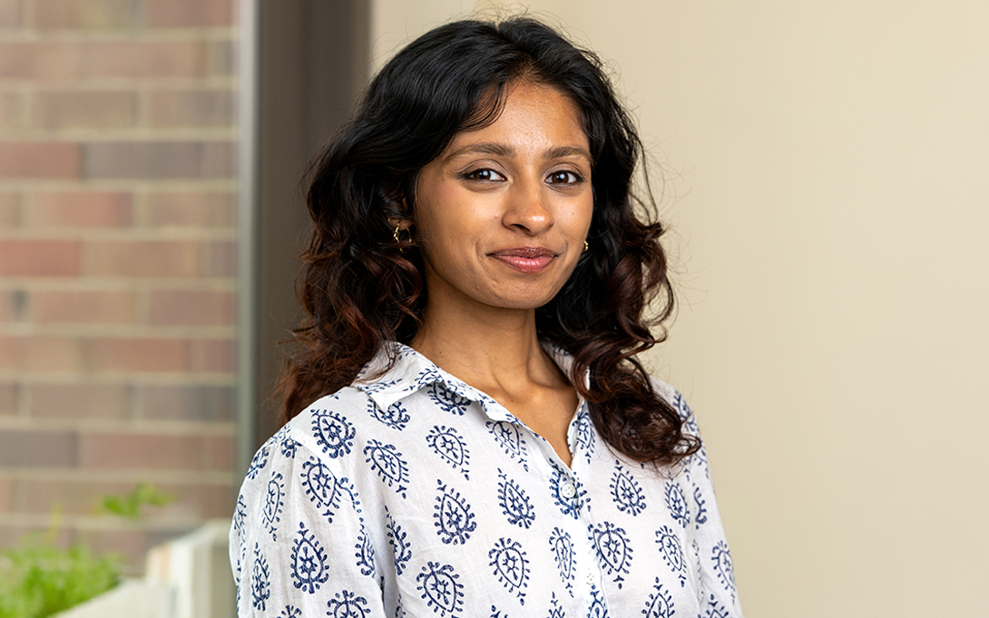 Headshot of Mrinaalika Sivakumar
