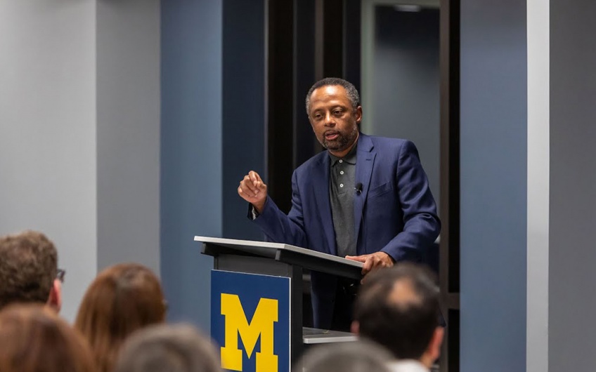 Earl Lewis delivers remarks at a U-M History Department event