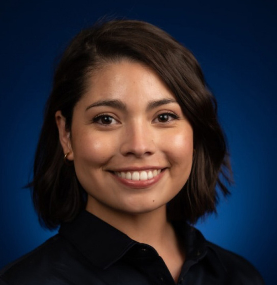 Headshot of Sharon Espinosa Weill