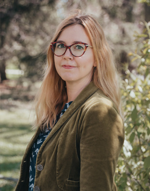 Headshot of Sierra Bellows