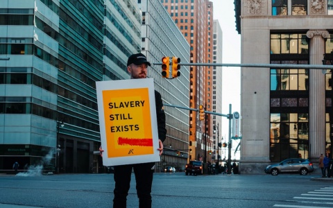 20 things everyone should know about slavery