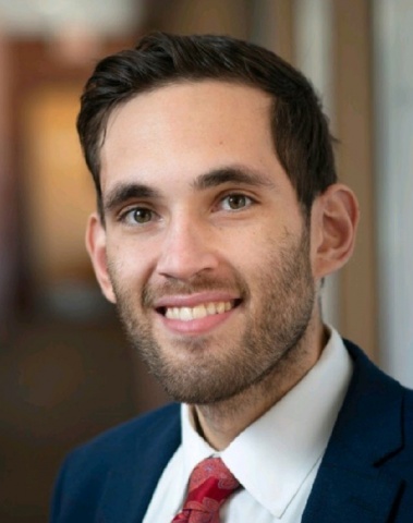 Headshot of Aaron Sepulveda