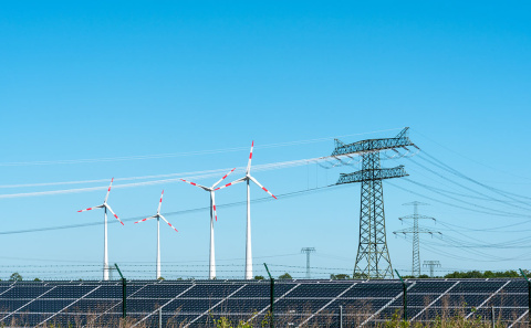 Renewable energy and transmission lines