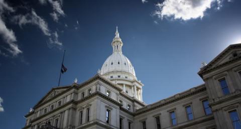 Photo of Michigan capitol