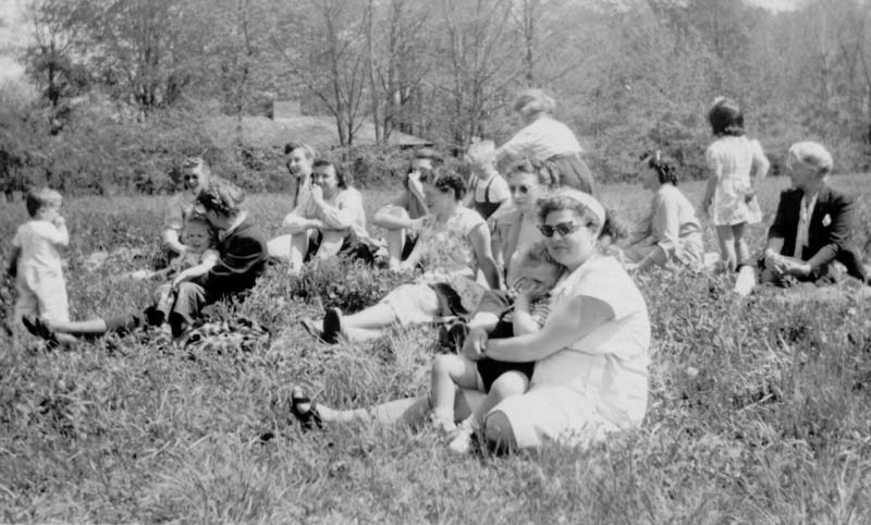 PAers convene at Fritz Park on May 16, 1948